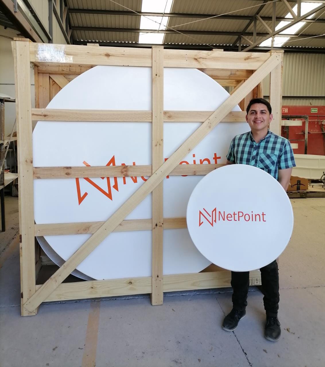 NetPoint NP66 40 dBi